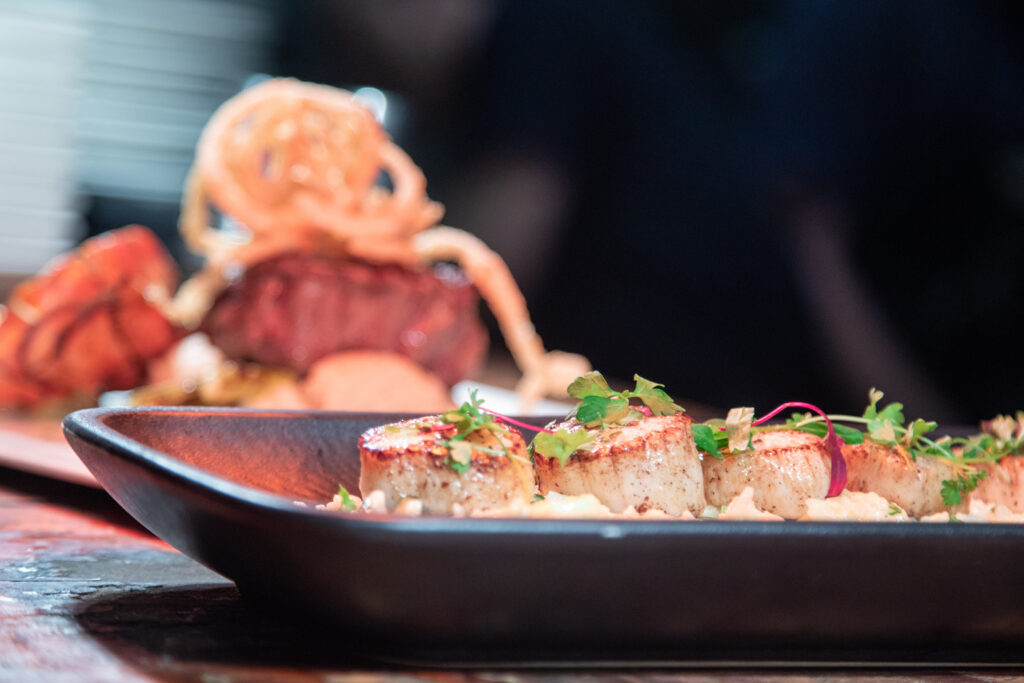 An elegant scallop entrée at Crabby’s in Joplin, Missouri