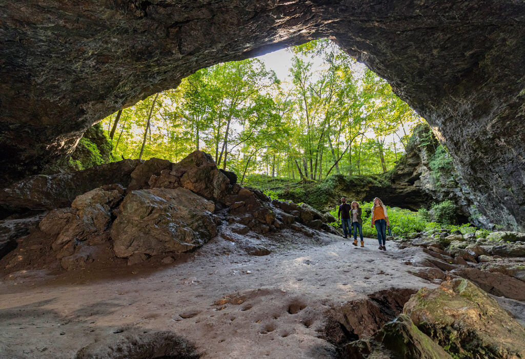 Maquoketa Caves State Park, Iowa
