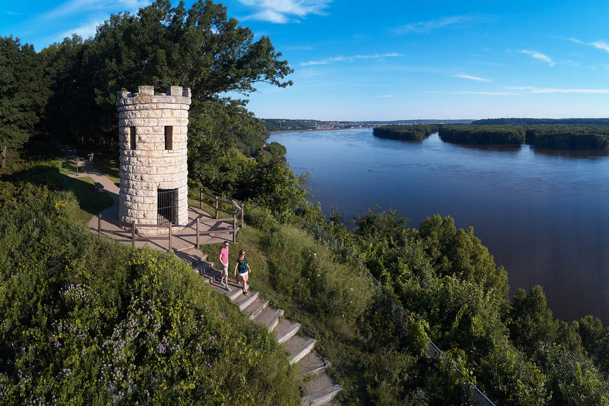 Sightseeing along the Mississippi River in Dubuque, Iowa