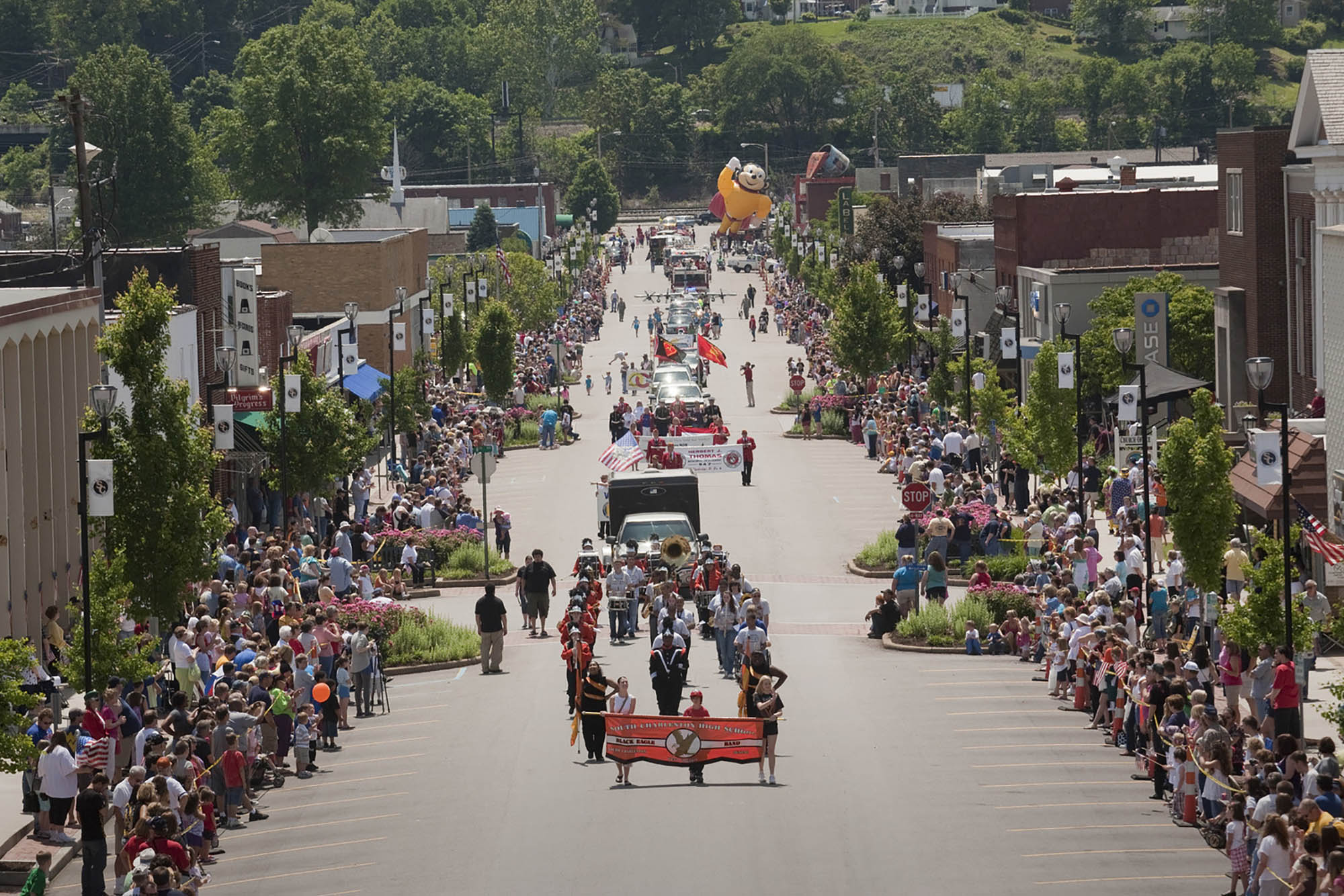 Défilé en l'honneur des forces armées dans le centre-ville Charleston, l’Ouest Virginie l’Ouest