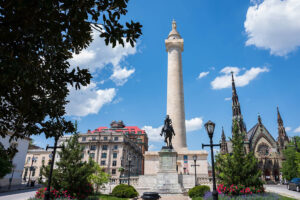 El Monumento a Washington el Vernon de Mount Vernon , en Baltimore, Maryland; Crédito: Harry Bosk