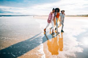 Marée basse à la plage d'Ogunquit, dans le Maine