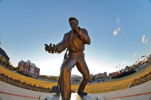 Elvis-Statue in Tupelo, Mississippi.