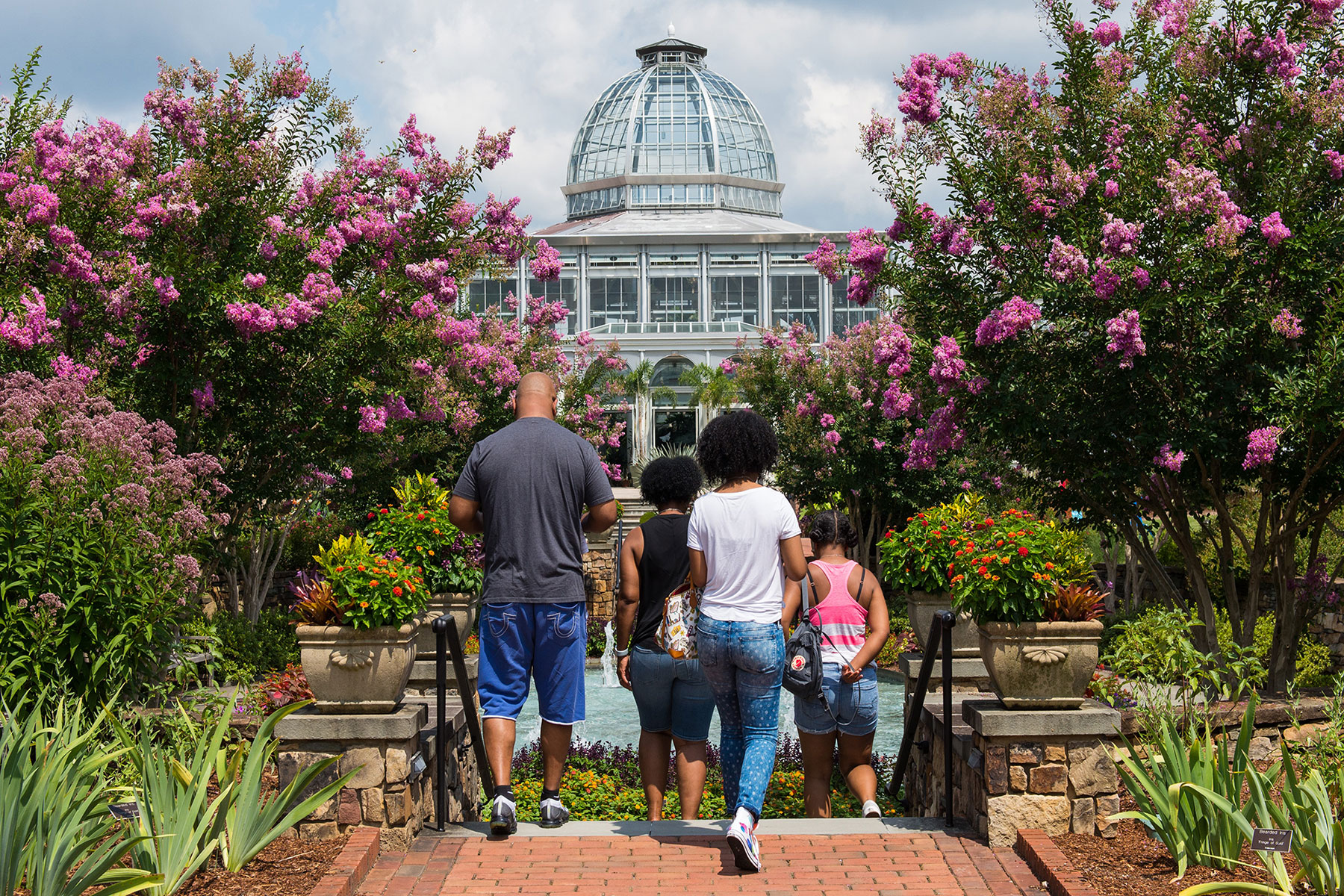 Family at the Lewis Ginter Botanical Garden in Richmond, Virginia