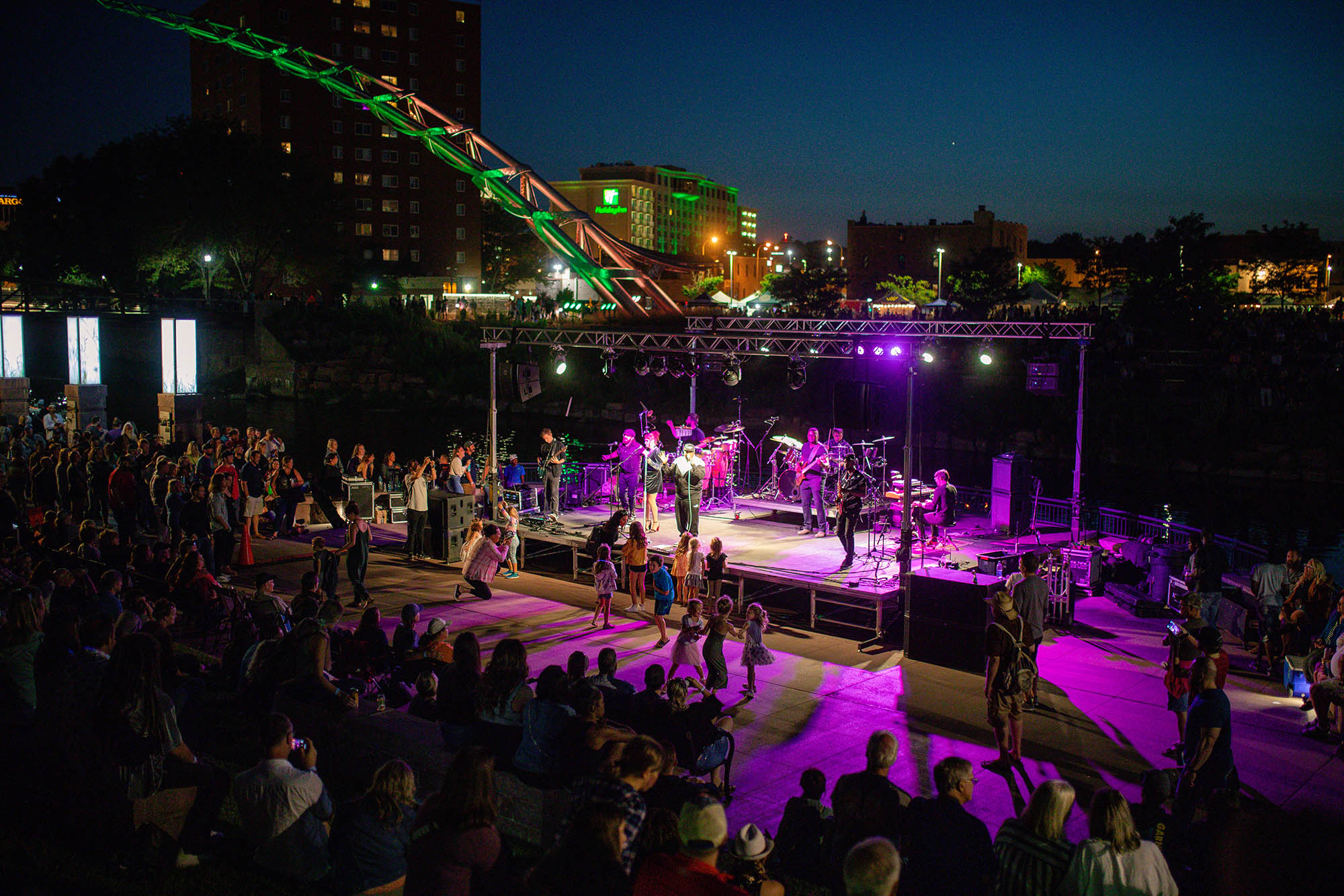 Riverfest Celebration in Downtown Sioux Falls, South Dakota; Credit: Experience Sioux Falls