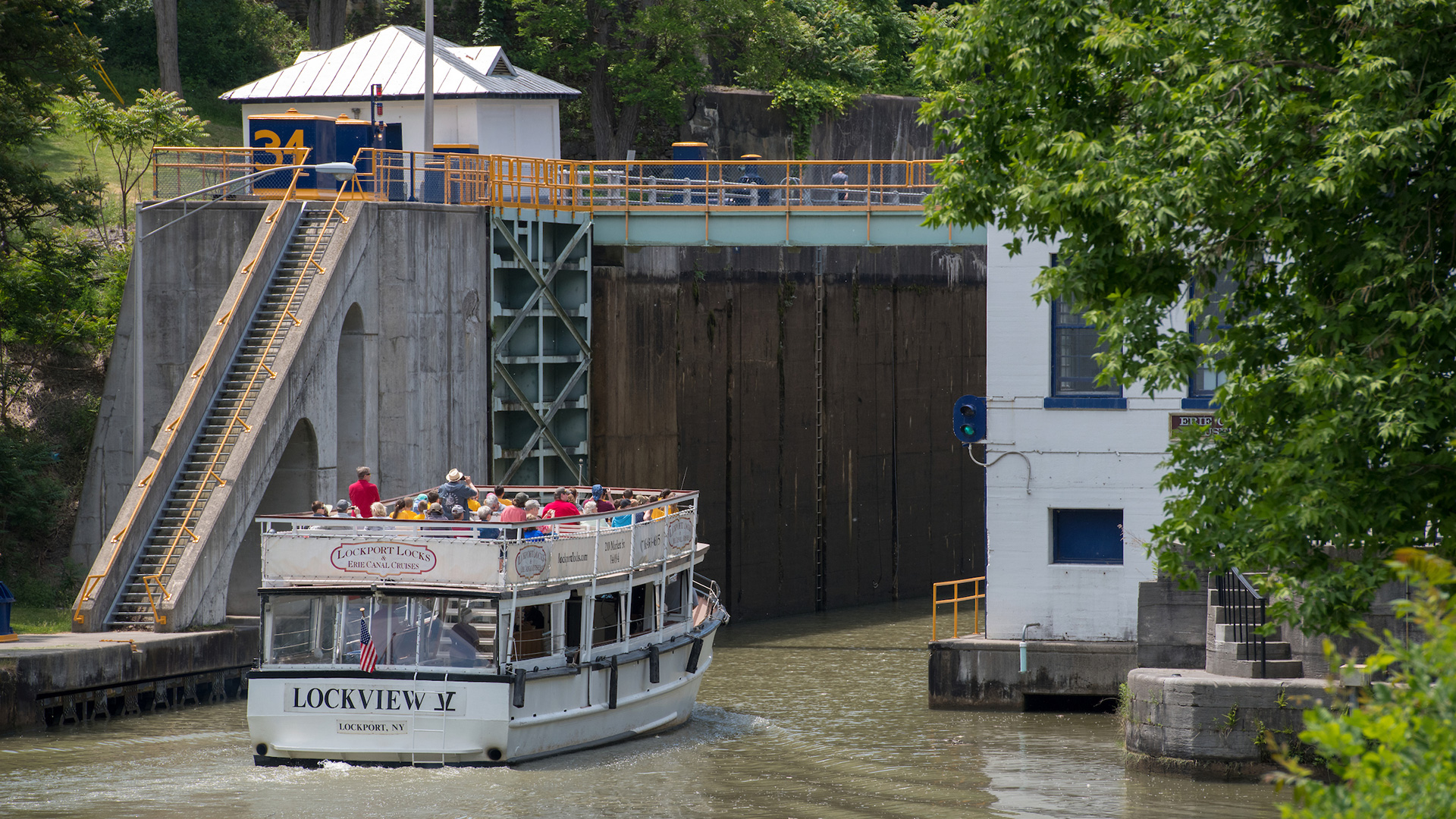 Tour boat at the Lockport Locks on the Erie Canal in New York