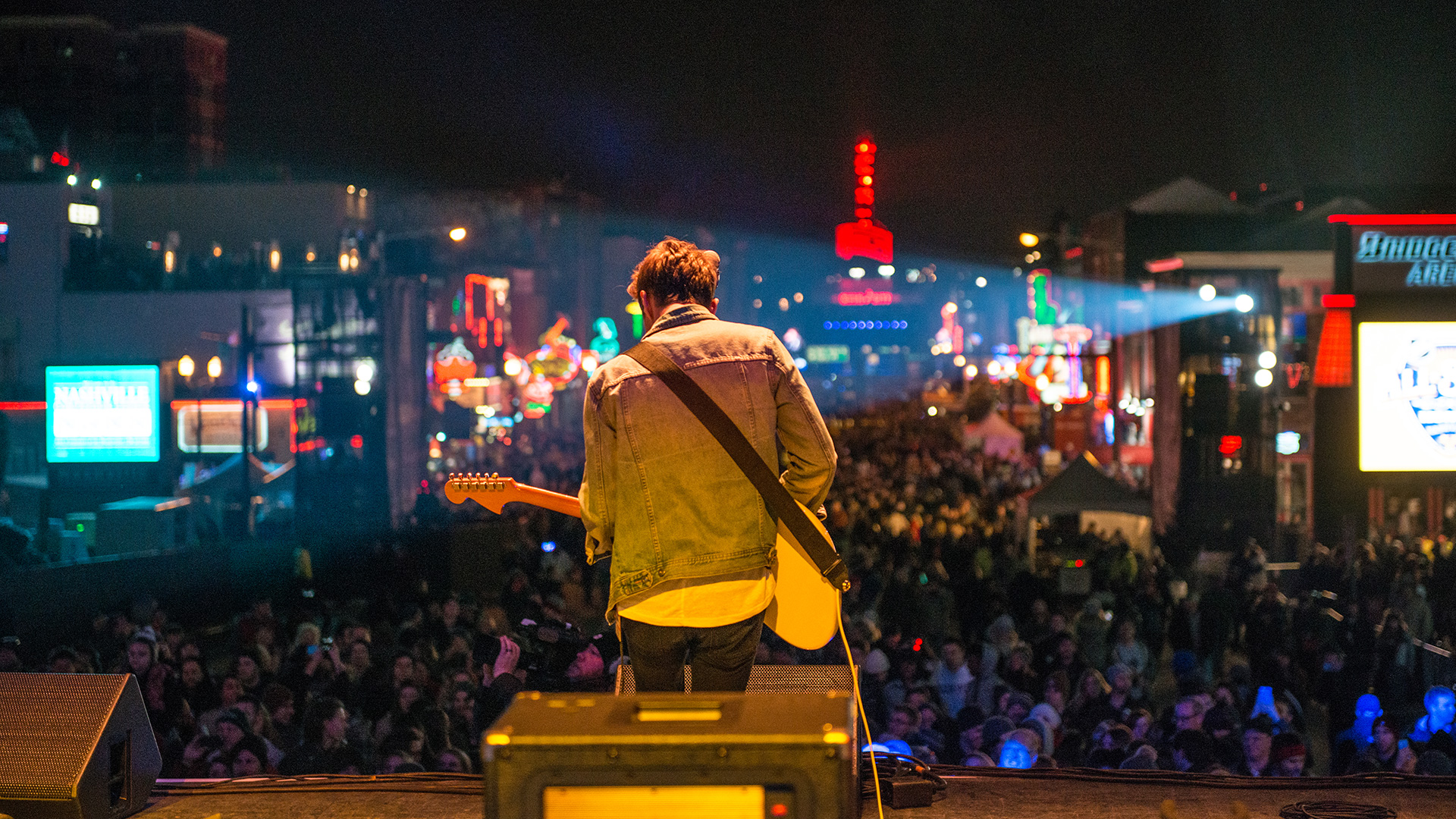 Live concert on Broadway in Nashville, Tennessee
