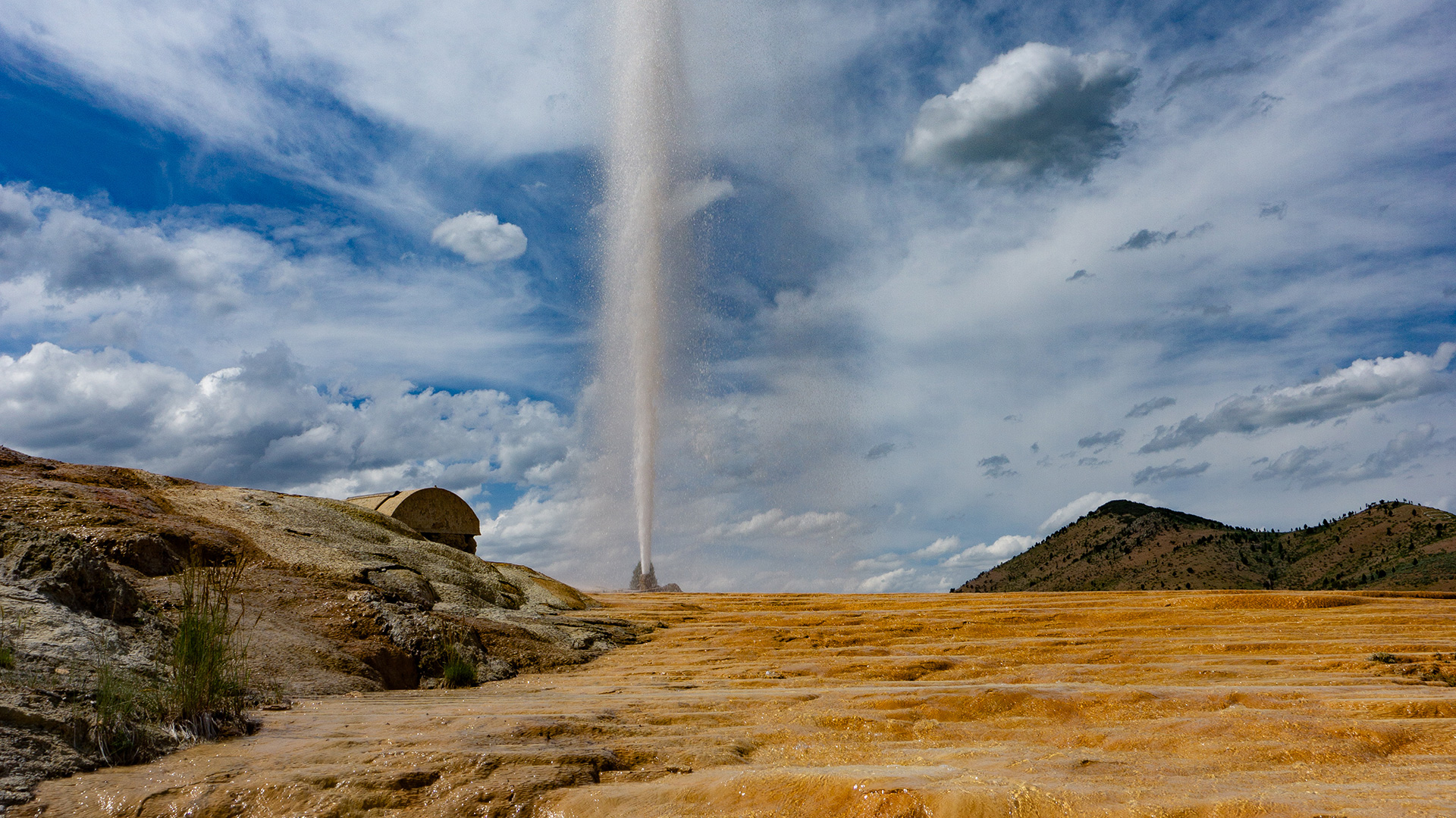 Soda Springs geyser in Soda Springs, Idaho

