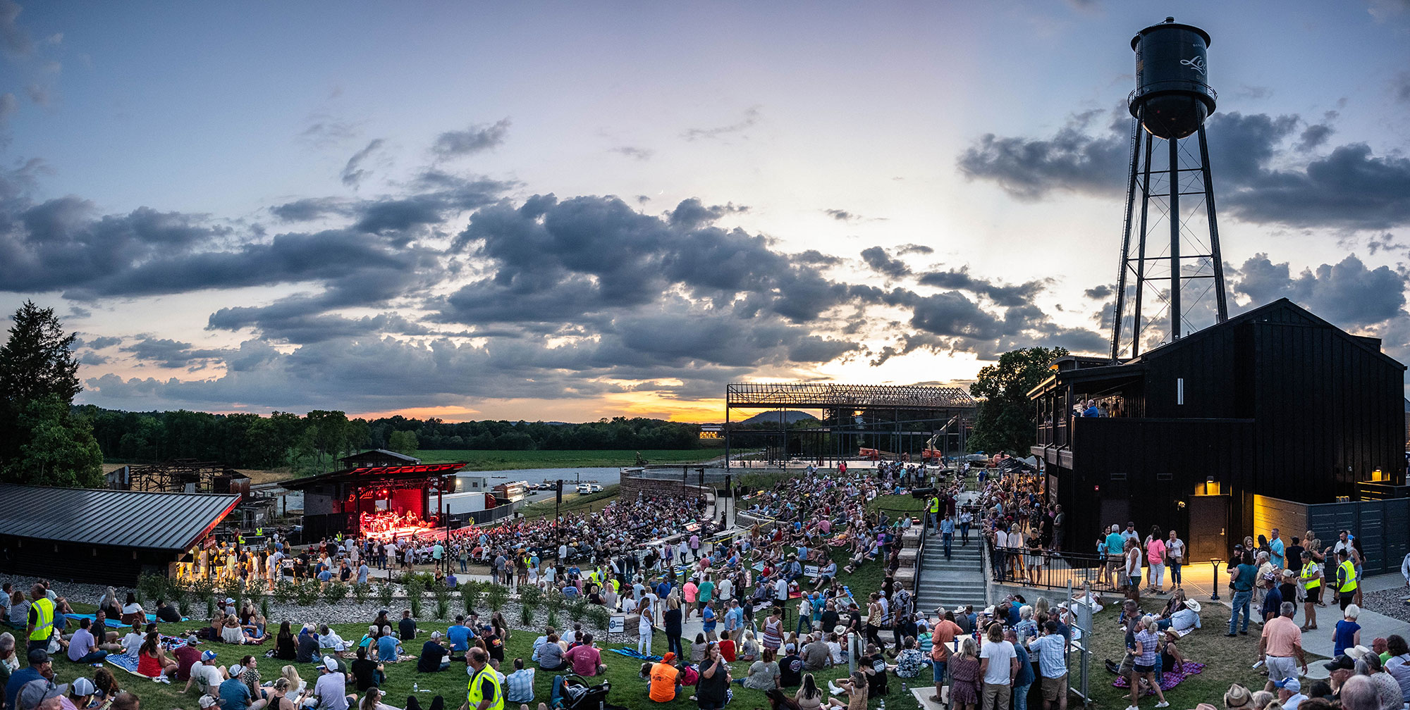 Concert at The Amp at Log Still, an outdoor amphitheater in Nelson County, Kentucky; Credit: Log Still Distillery