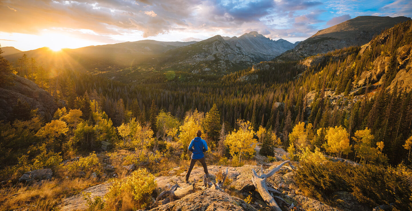 Fall hike in Estes Park, Colorado; Credit: John Berry/Visit Estes Park