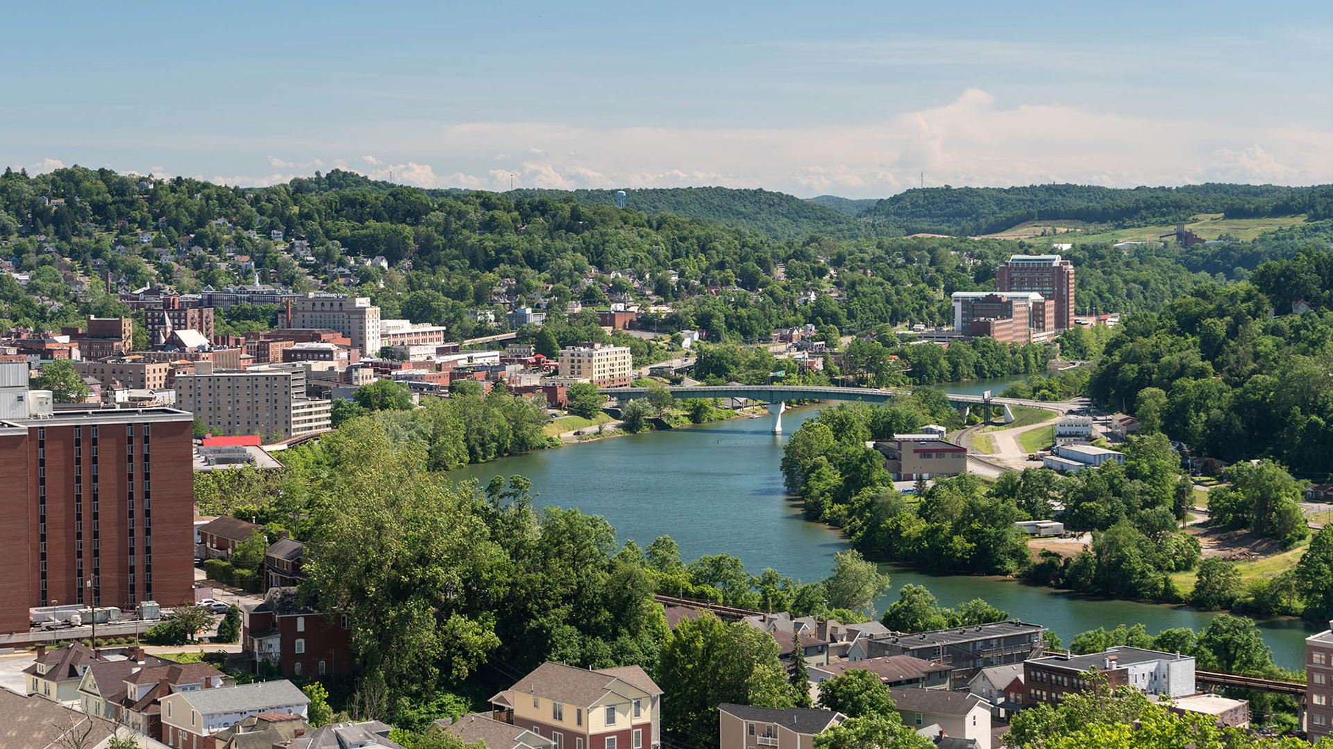 Vista do rio Monongahela em Morgantown,Virginia Oeste