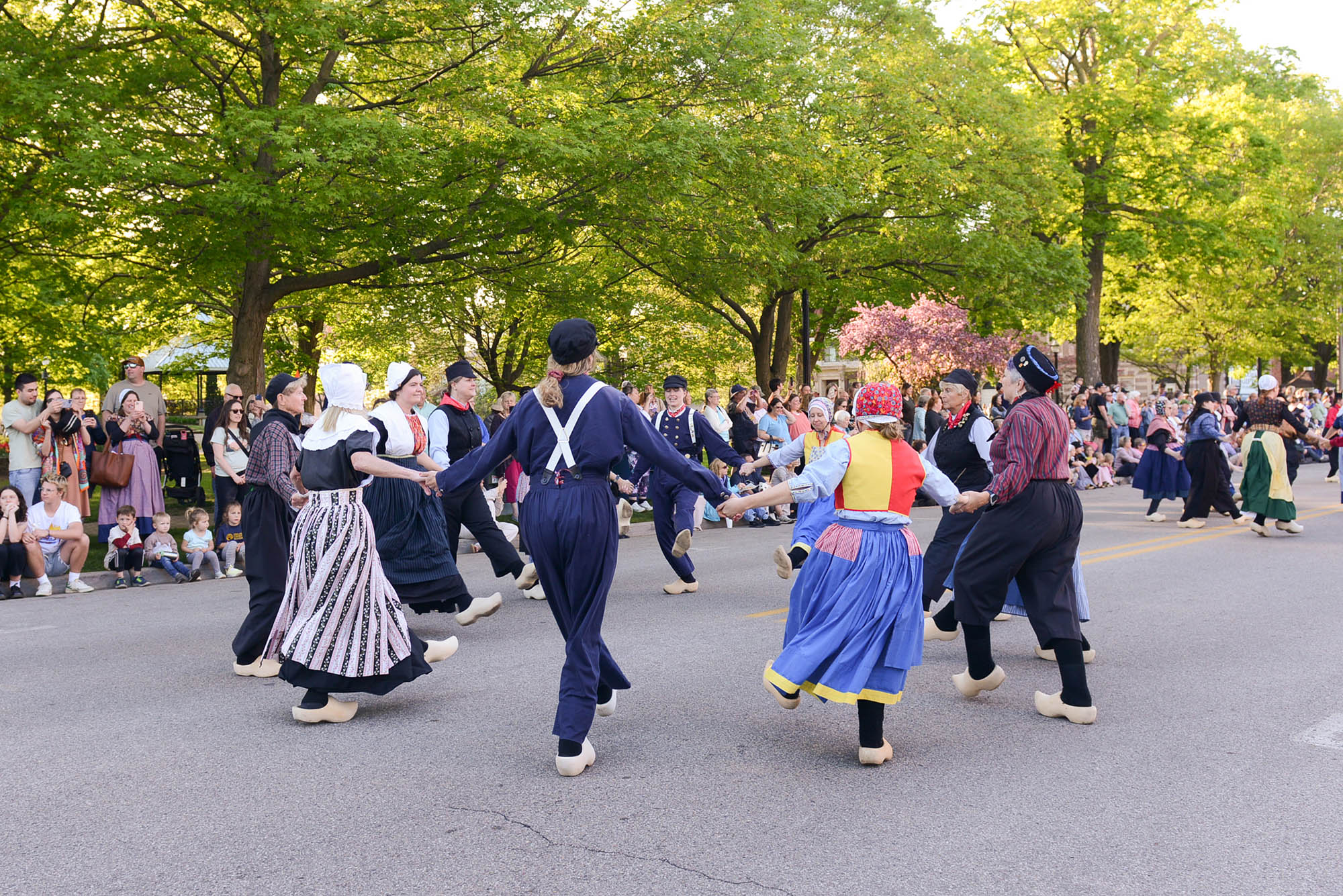 Danza olandese al Centennial Park di Holland, Michigan; Foto: Holland CVB