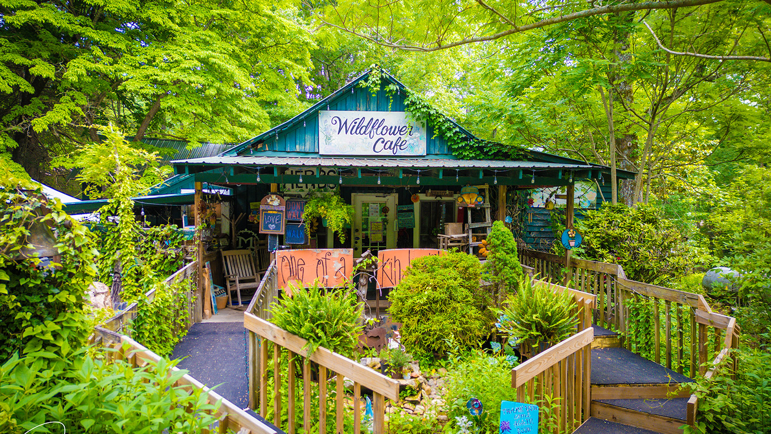 Le Wildflower Café à Mentone, Alabama; Crédit : Propelled Curiosity