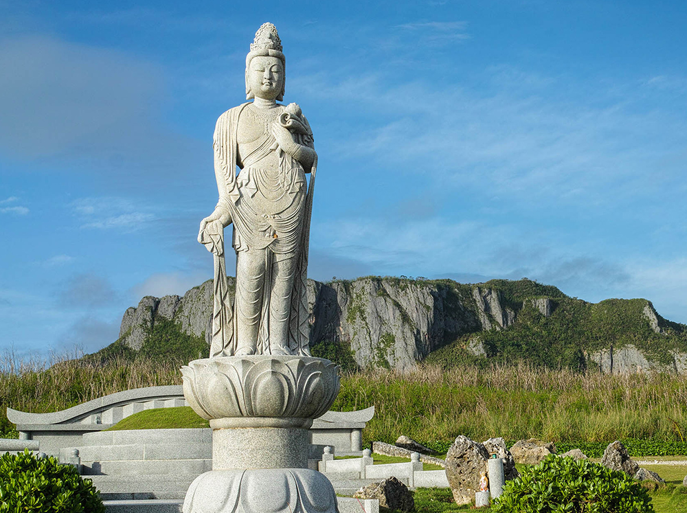 北マリアナ諸島、サイパンのバンザイ・クリBanzai Cliff にある日本の記念碑