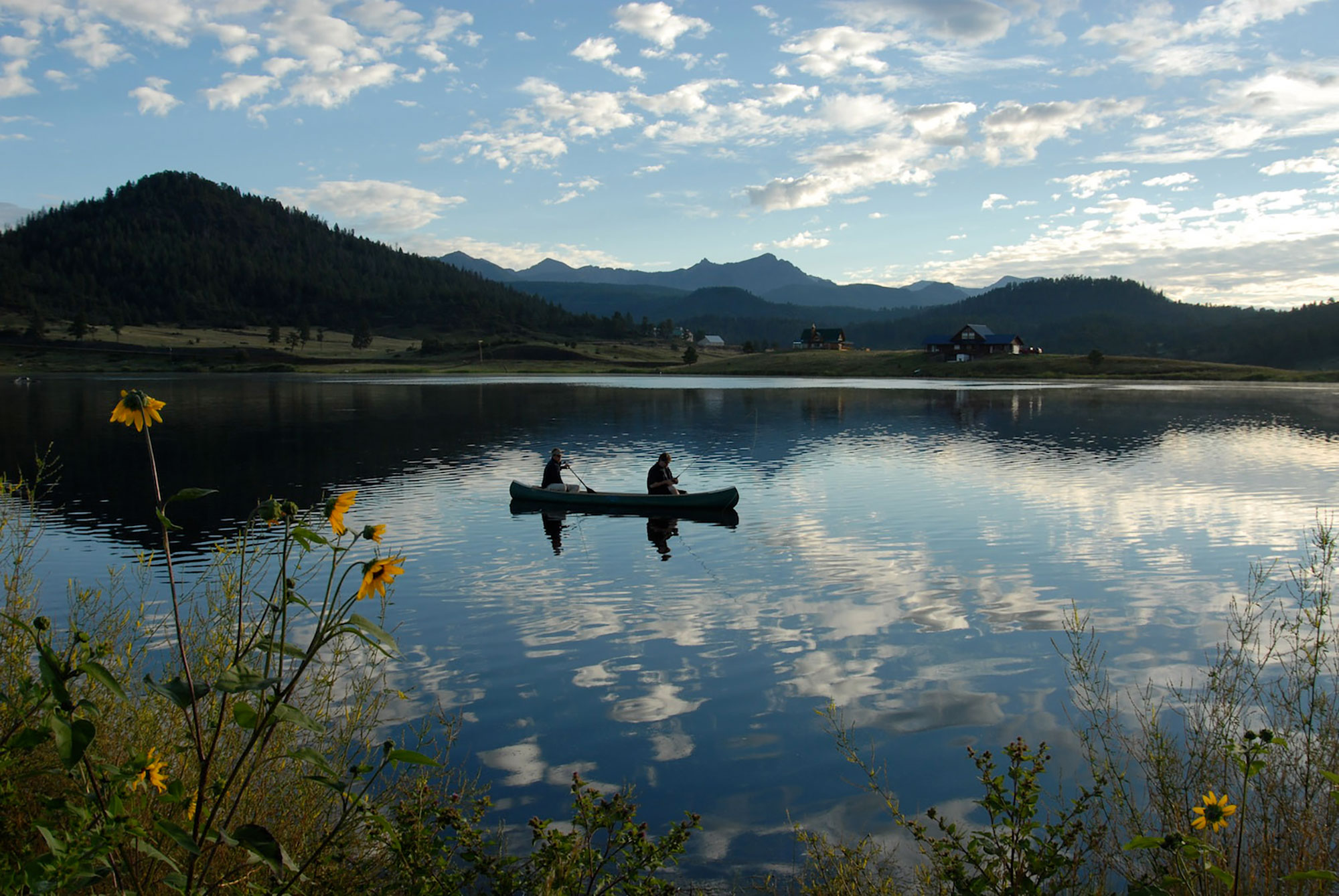 Canoeing on a mountain lake near Pagosa Springs, Colorado; Credit: Visit Pagosa Springs