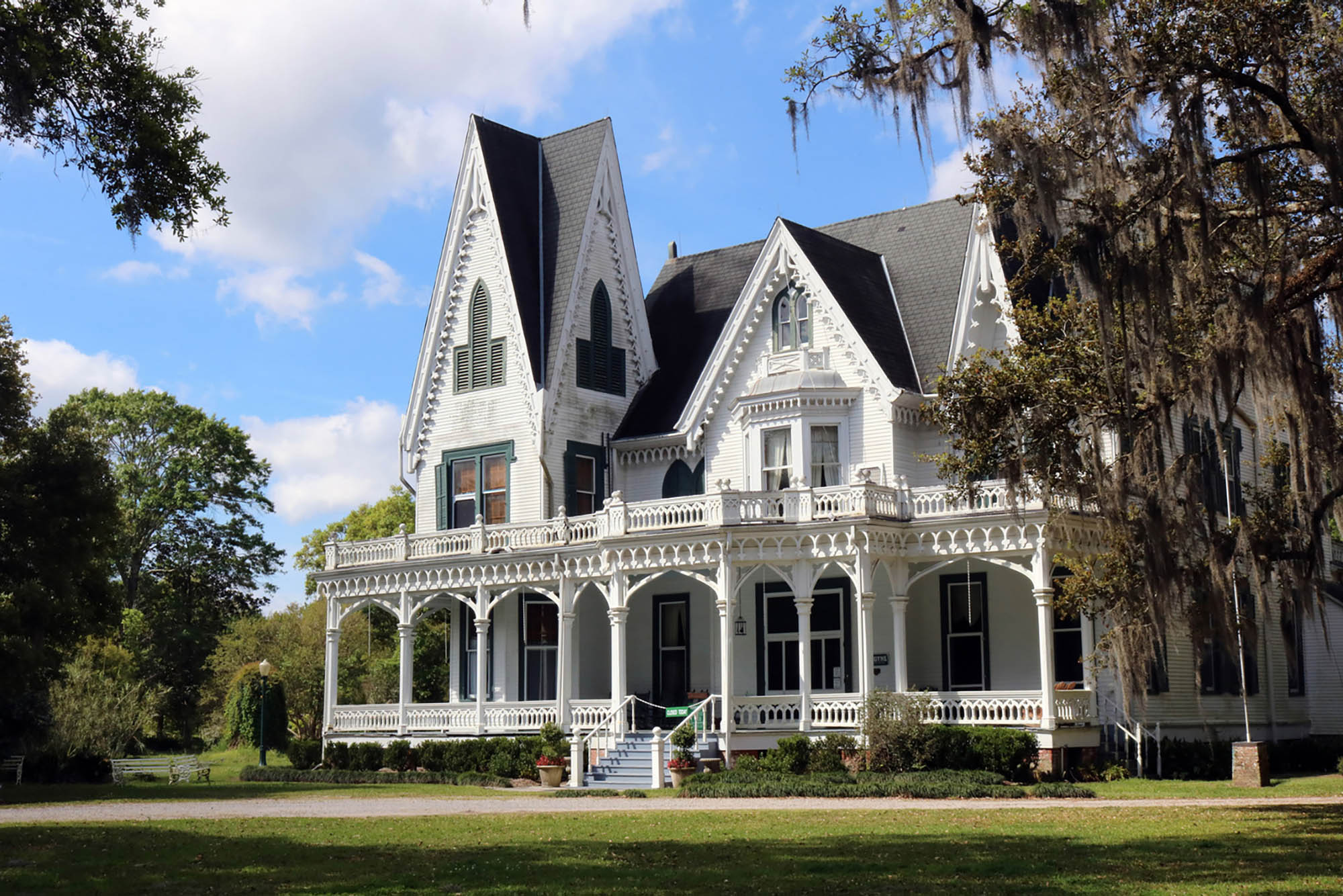 The exterior of the Ardoyne Plantation House near Houma, Louisiana
