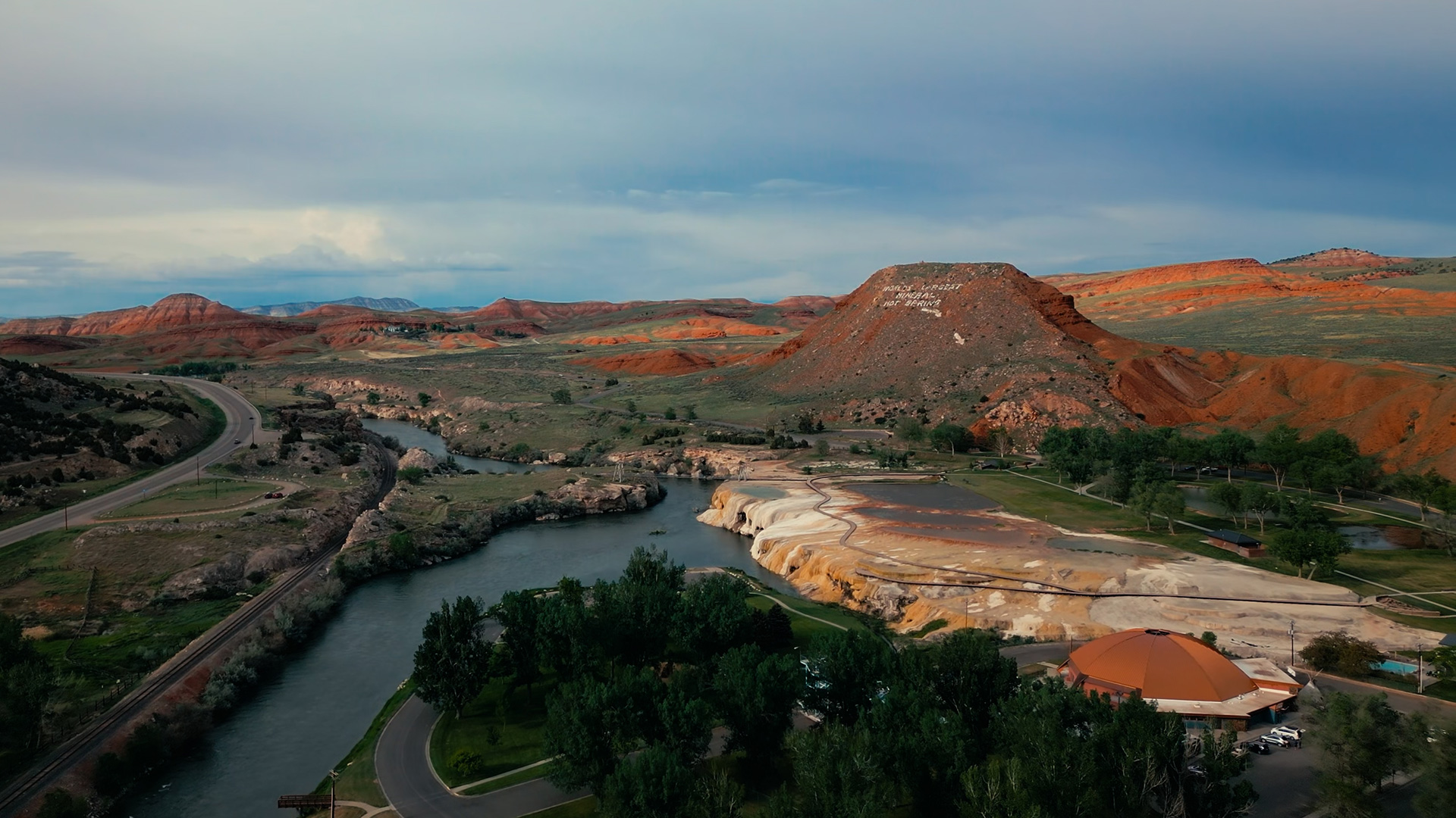 Vue aérienne des sources chaudes à Thermopolis, Wyoming