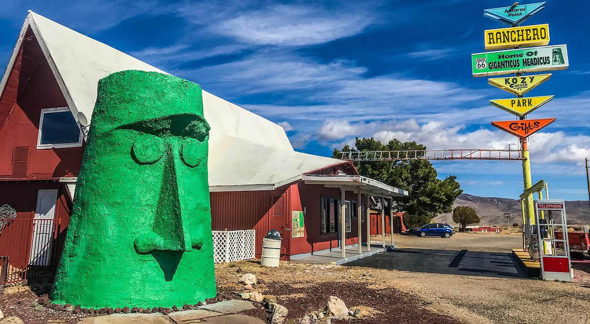 View of Giganticus Headicus in Kingman, Arizona; Credit: An Pham Photography
