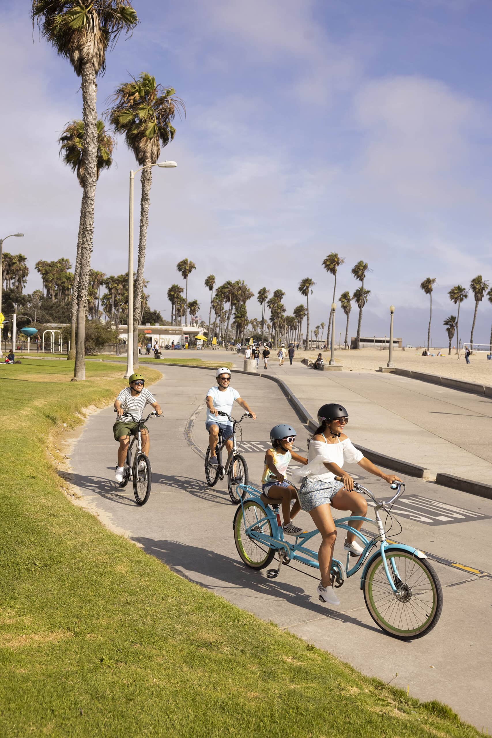 Radfahren auf dem Marvin Braude Trail in Santa Monica, Kalifornien