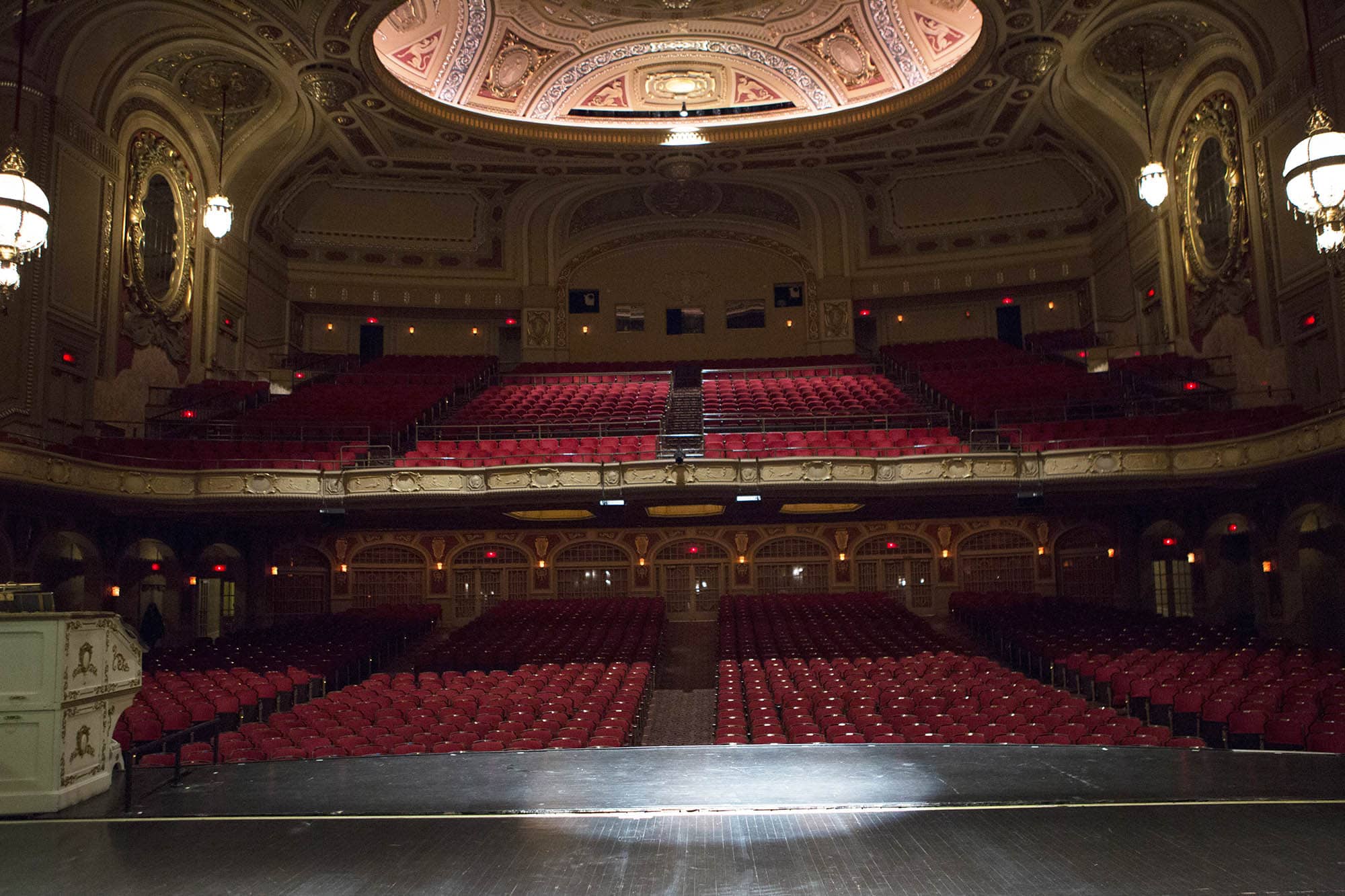 Interior del Rialto Square Theatre en Joliet, Illinois