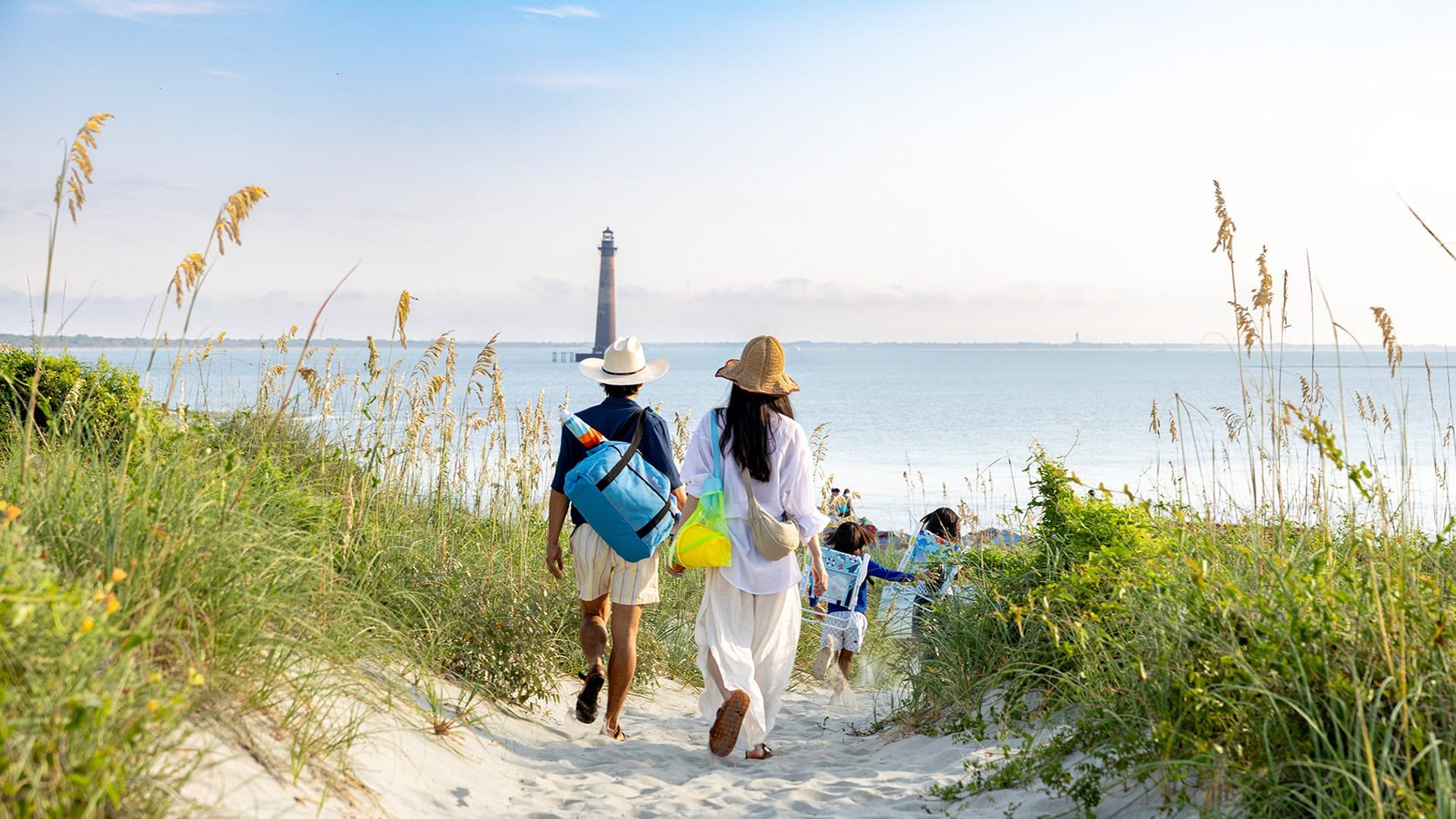 Famille sur la plage à Charleston , Caroline du Sud